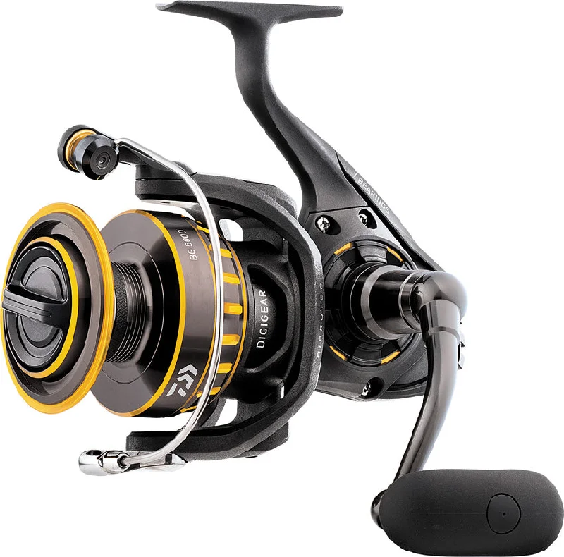 Daiwa BG Black & Yellow Spinning Fishing Reel BG2500